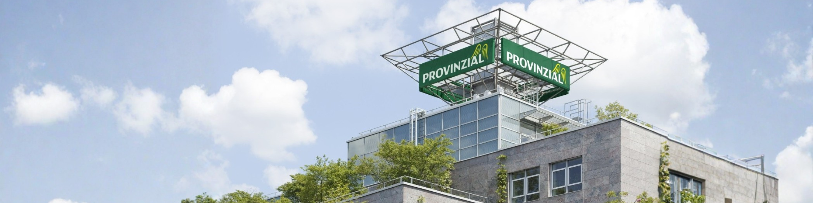 Blick auf das Provinzial Logo am Gebäude am Standort Düsseldorf